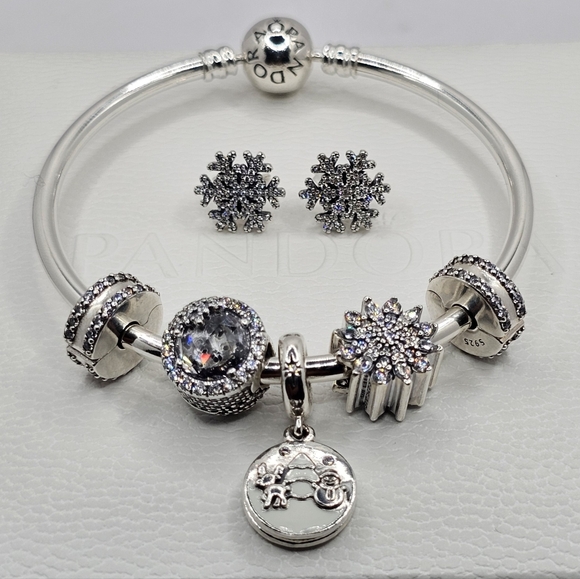 🎅Authentic Pandora XMAS 8pc Bracelet Set - Picture 1 of 14